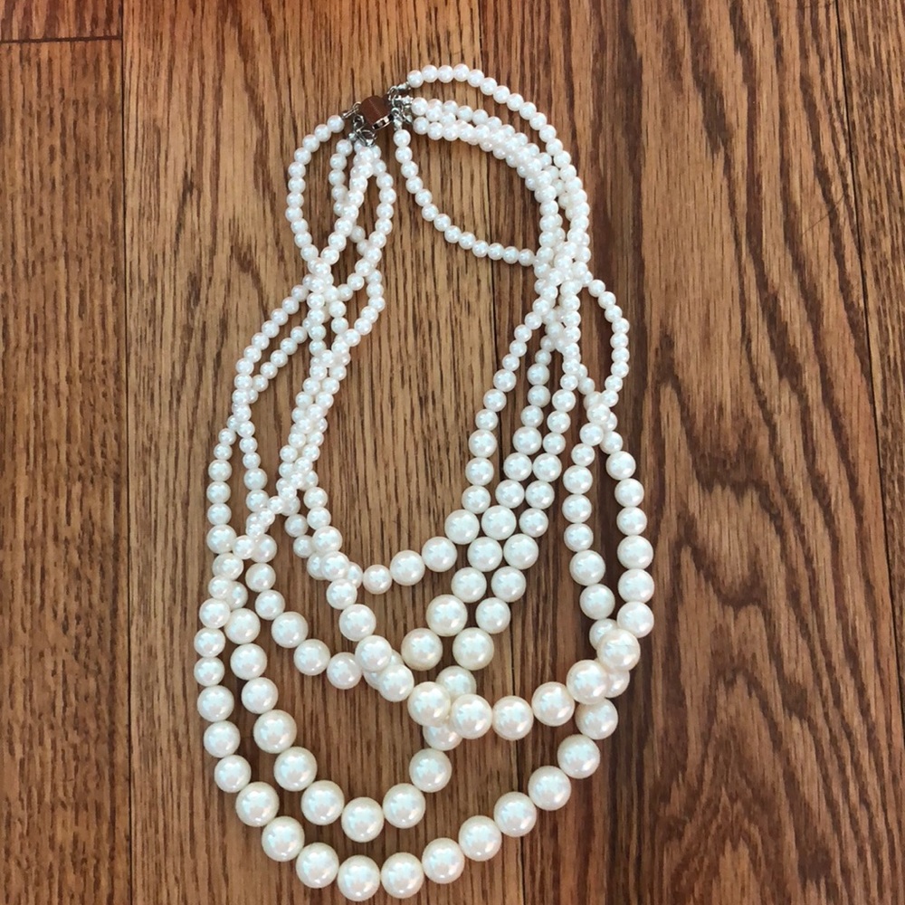 Pearl necklace